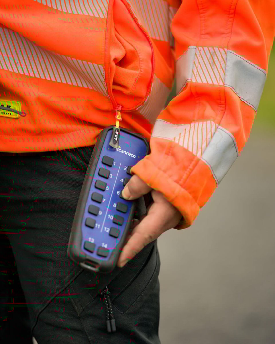 Website_Solutions-overview_Handhelds_Rocket